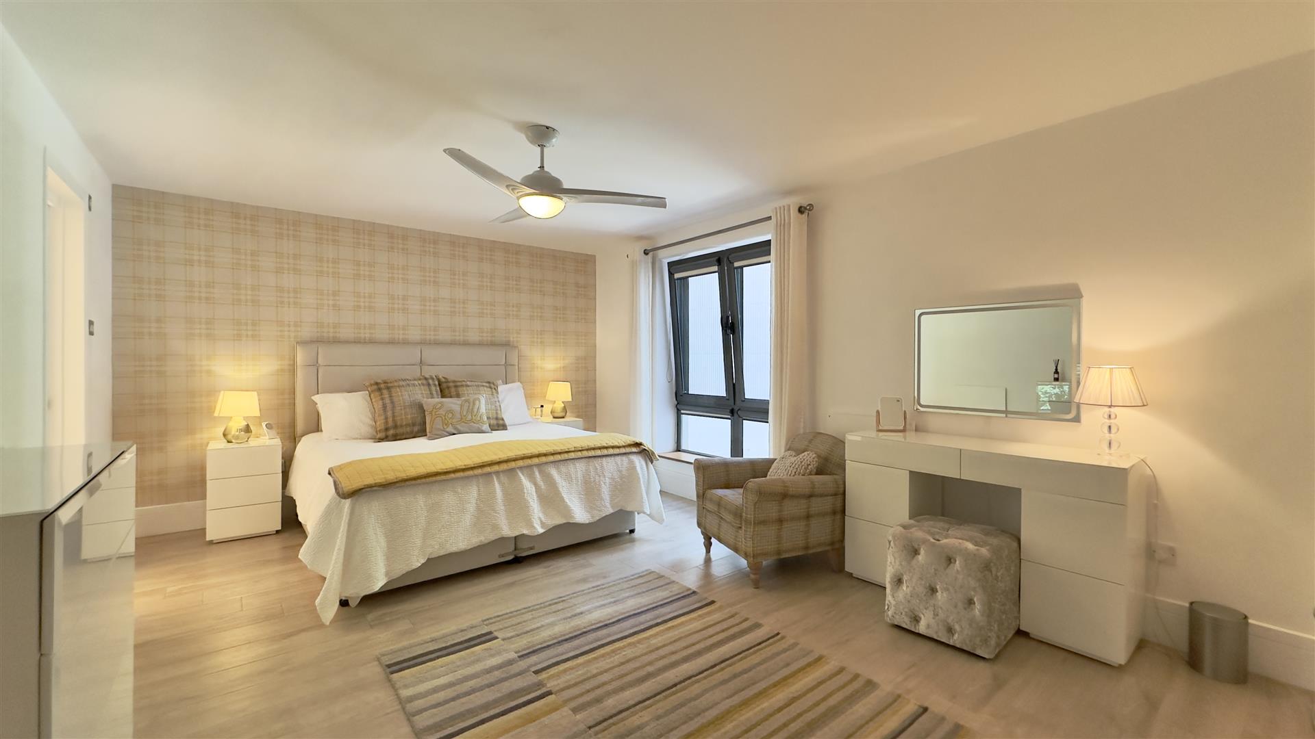 Image of House - 2 Bedrooms - 2 Bathrooms for Sale in Highcliffe House-Gibraltar, Image 5